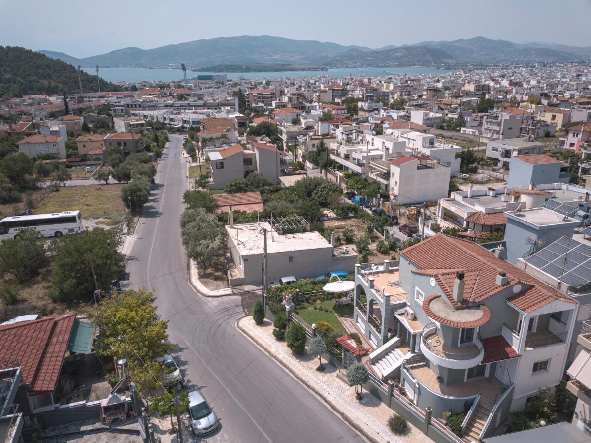 Apollon House *